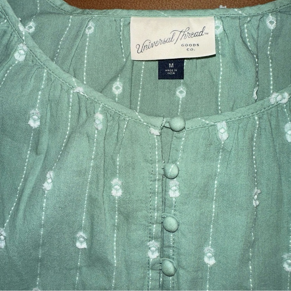 Universal Thread Goods Co. blouse shirt size M - Picture 4 of 5